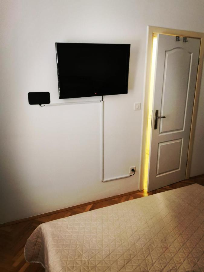 Santa Eufemia Rovinj 10Min Walk To City & Free Garage Parking Apartamento Exterior foto